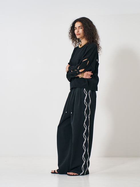 【 予約:2月上旬 】CUT OUT PATTERN PO /Y261-91013